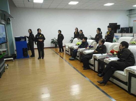 佳华人：开展讲解礼仪培训 强化员工职业素养