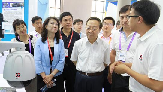 佳华科技惊艳亮相第二十二届中国国际软件博览会1